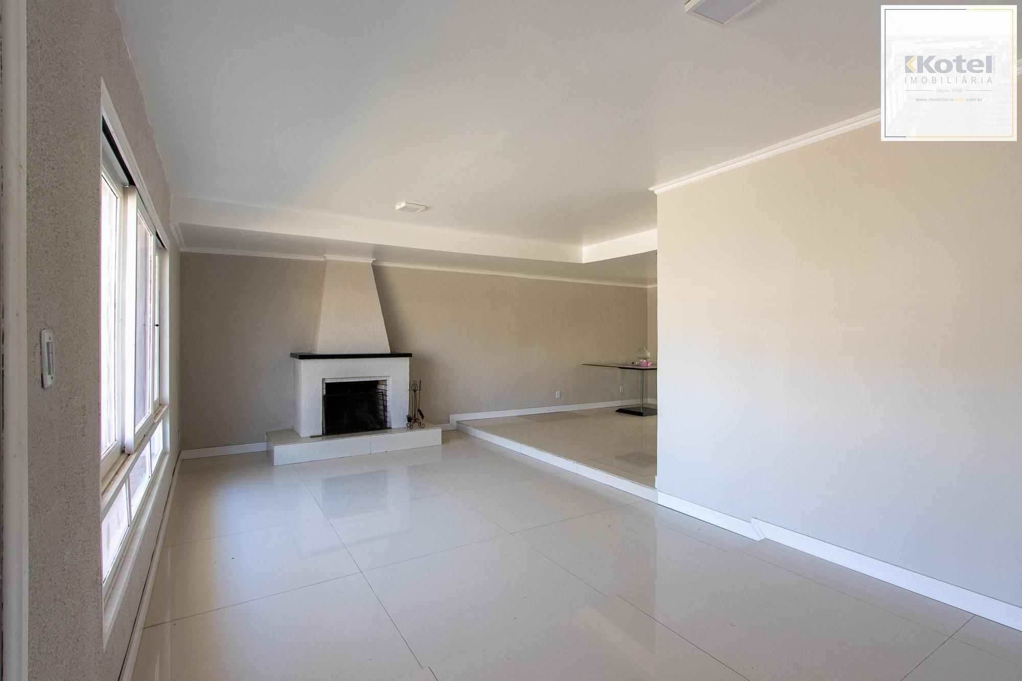 Casa de alvenaria, com 3 quartos, 1 suíte e 3 vagas de garagem. — foto 5