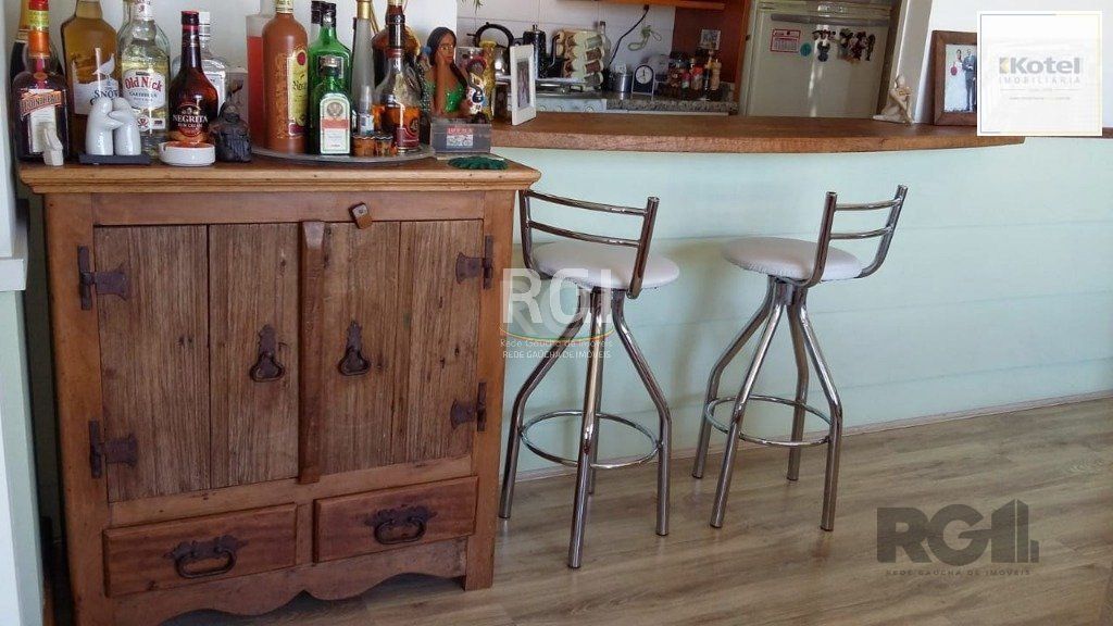 Apartamento para Venda - 90m², 3 dormitórios, sendo 1 suites, 1 vaga - Passo da Areia