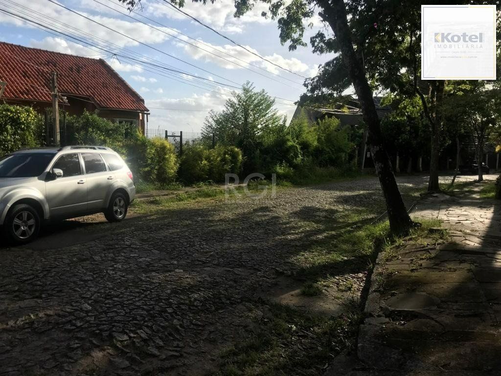 Terreno com área de 747m²