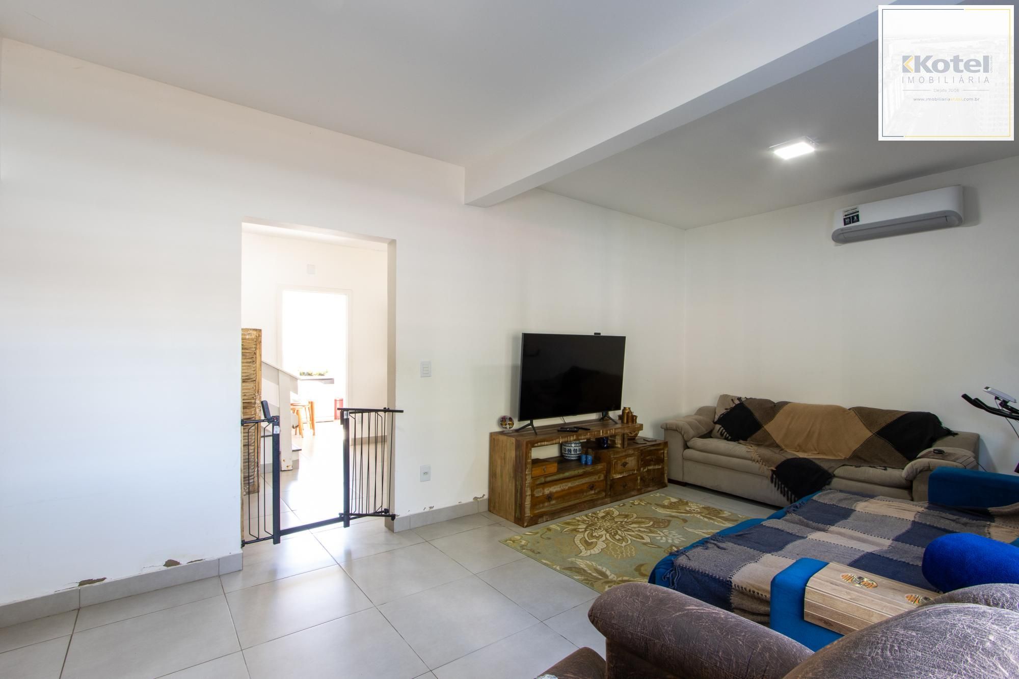 Casa 3 Dormitórios no Bairro Tristeza com 2 Vagas de Garagem — foto 5