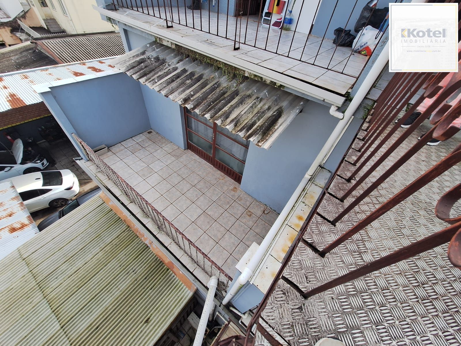 Sala vendido em conjunto com o predio