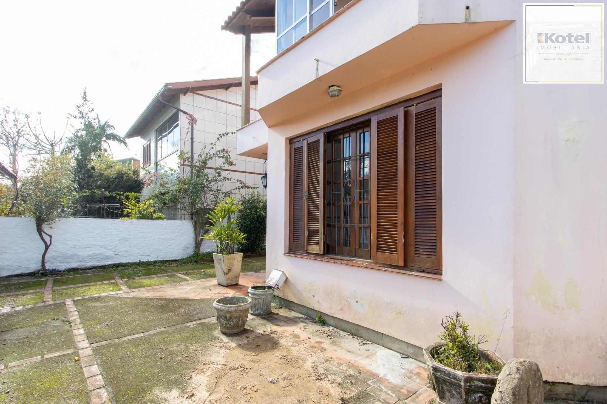 Casa para Venda - 253.35m², 3 dormitórios, sendo 1 suites, 4 vagas - Serraria