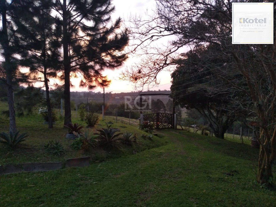 Sítio para Venda - 240m², 4 dormitórios, Itapuã