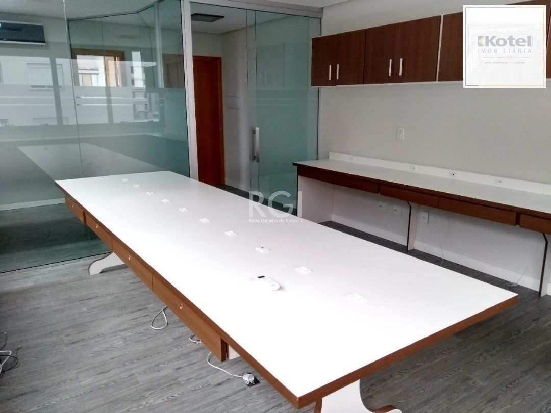 Conjunto/Sala para Venda - 39.83m², 0 dormitórios, 1 vaga - Petrópolis — foto 4