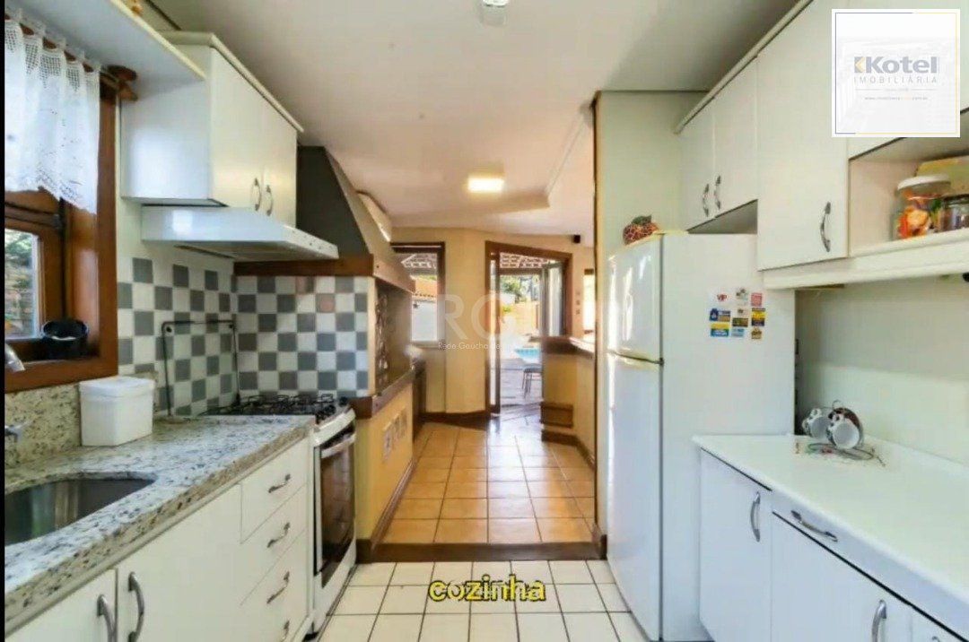 Casa para Venda - 280m², 4 dormitórios, sendo 1 suites, 3 vagas - Jardim Isabel — foto 5