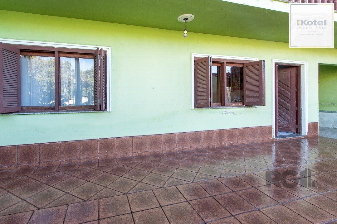 Sobrado com 3 Quartos e 5 banheiros próximo ao canoas shopping