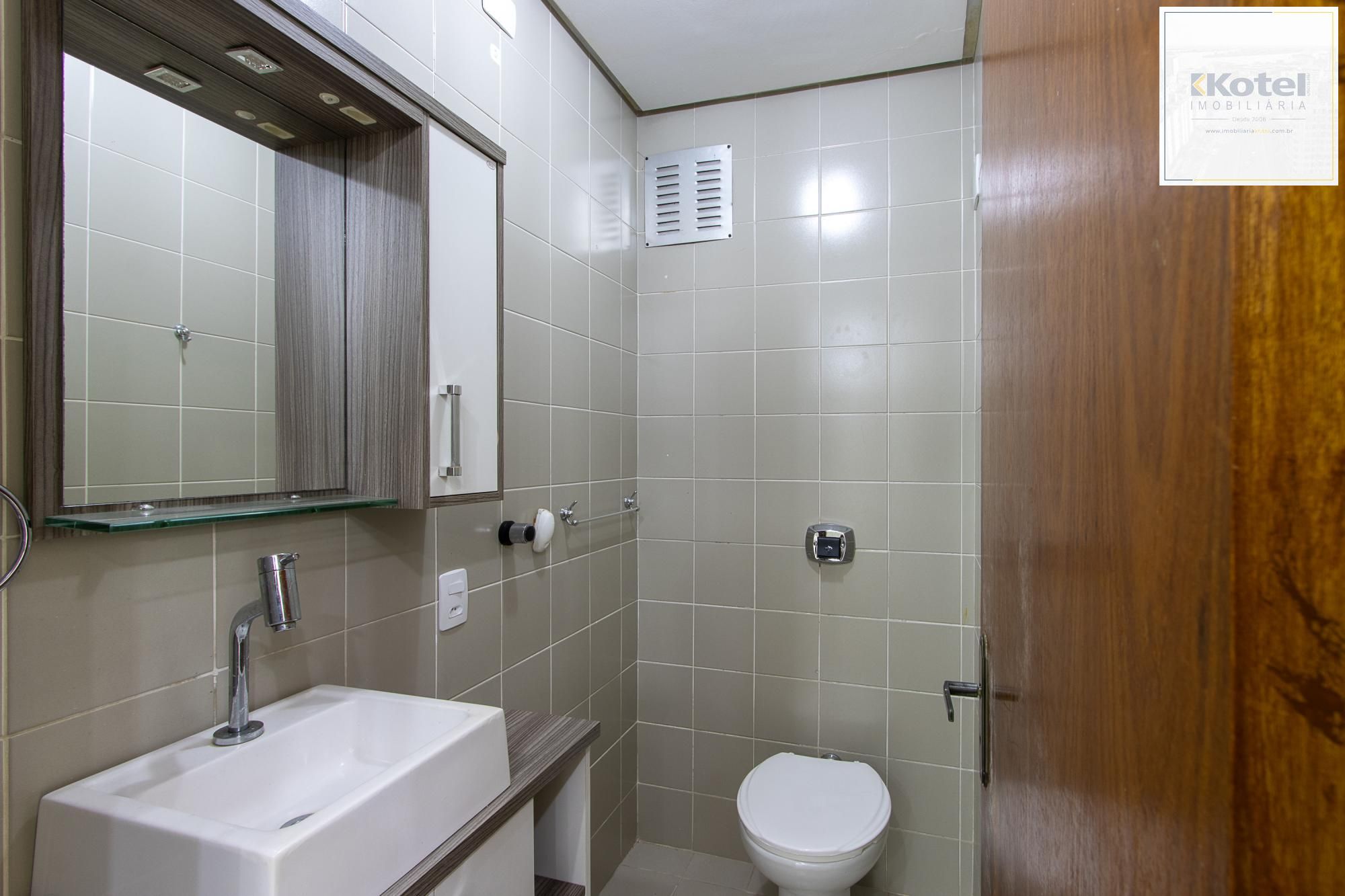 sala com 35,60 m²  de área privativa no edifício Erico Veríssimo Center — foto 3