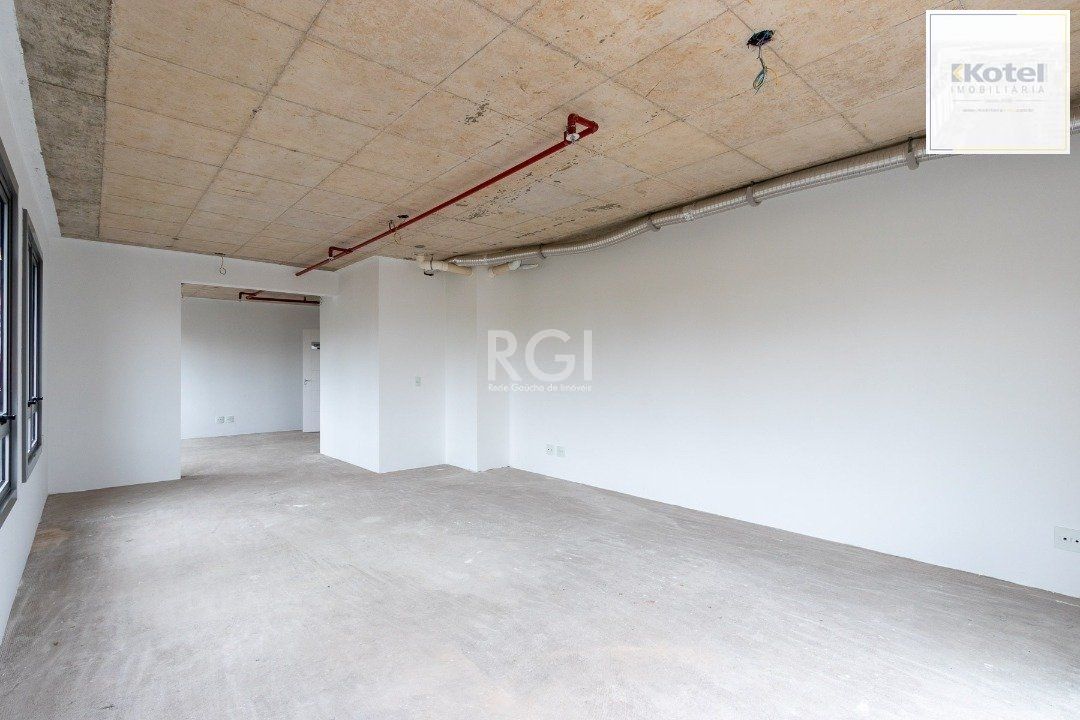 Conjunto/Sala para Venda - 70.83m², 0 dormitórios, São João