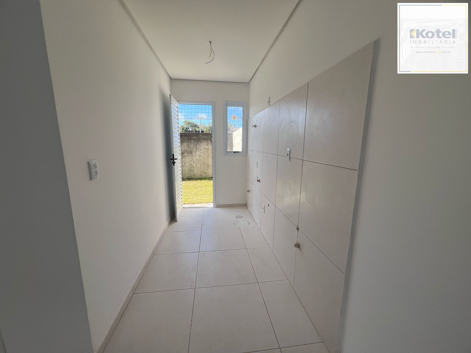Casa com 2 dormitórios, banheiro social e pátio — foto 5