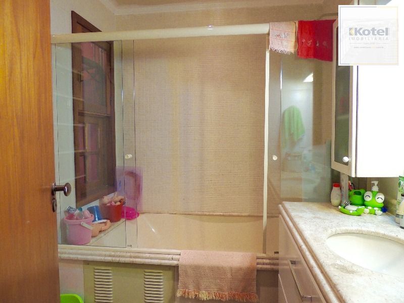 Casa para Venda com 3 dormitórios, sendo 2 suites e 3 vagas no bairro Belém Novo — foto 5