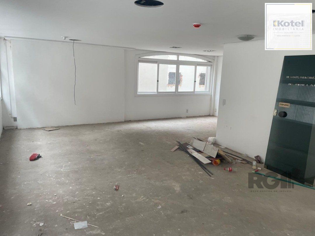 Sala comercial - 70m² - Moinhos de Vento