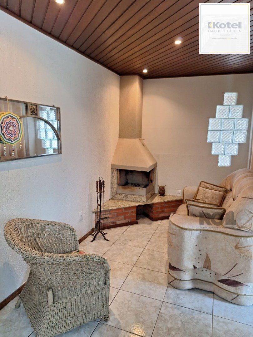 Casa 3 quartos à venda, 220m², Jardim Algarve - Alvorada