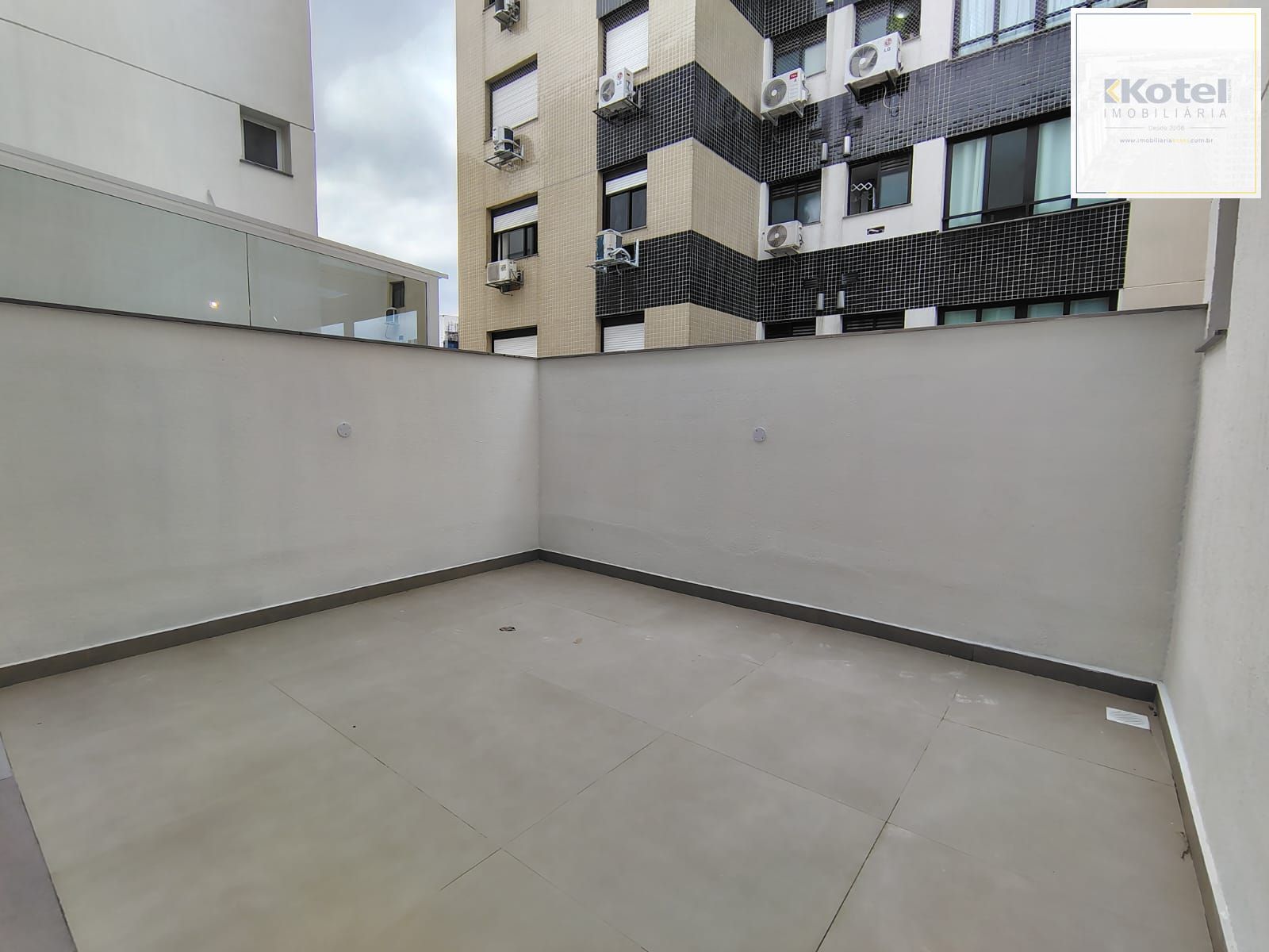 Apartamento Garden de 2 dormitórios, 1 suíte e 2 vagas de garagem. — foto 3