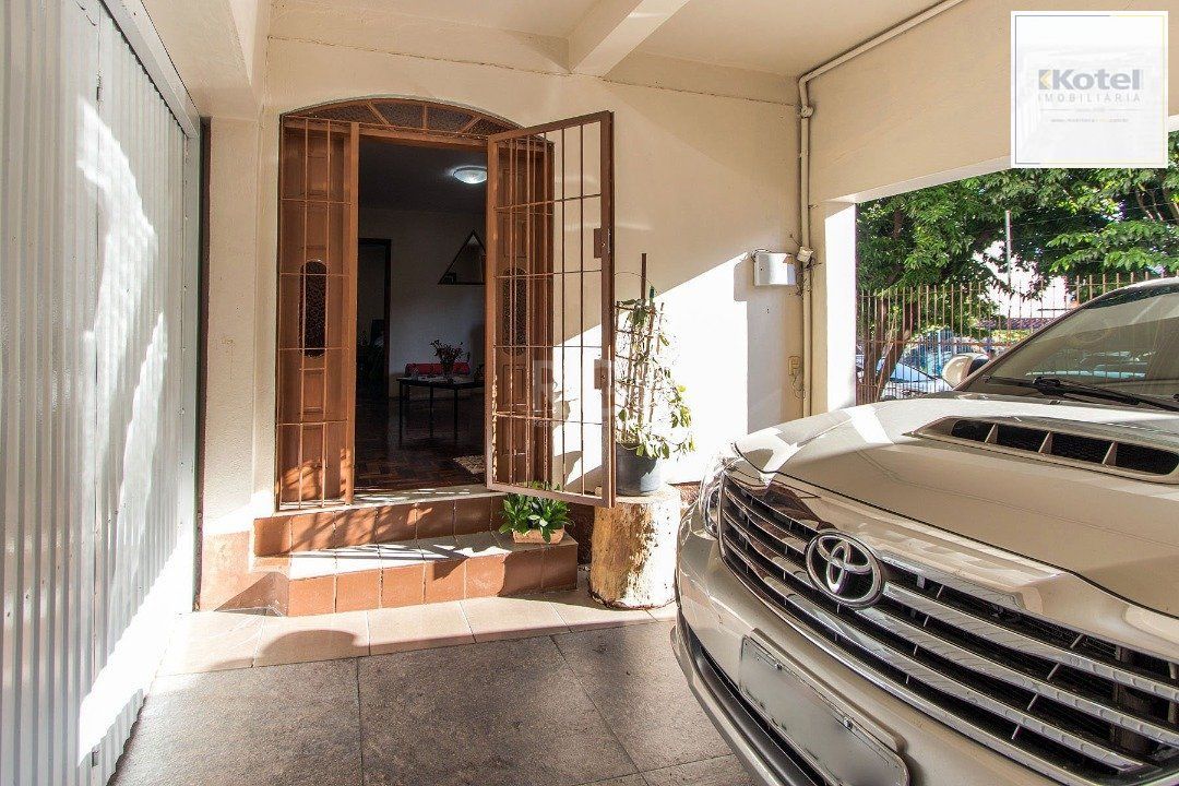 Casa para Venda - 229.18m², 4 dormitórios, sendo 4 suites, 5 vagas - Cavalhada — foto 3