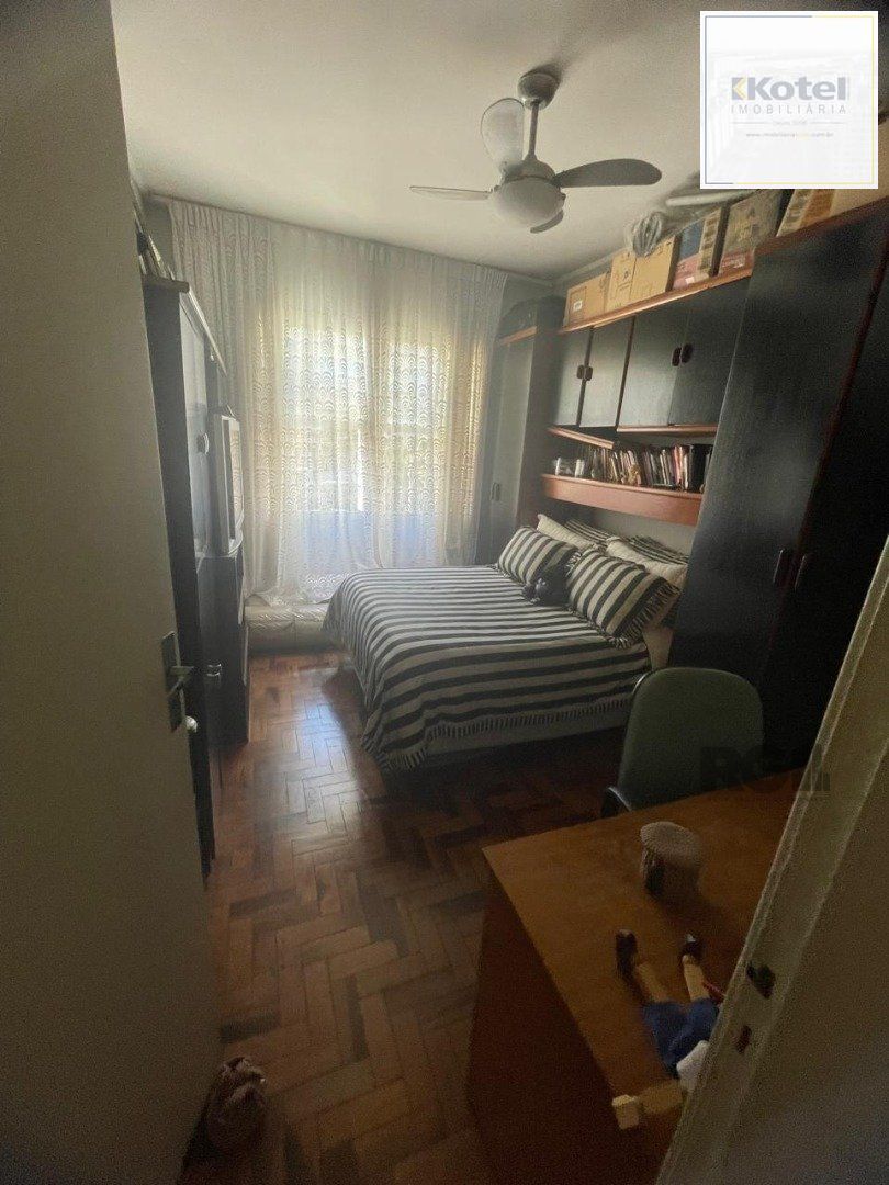 Apartamento no Petrópolis de 1 dormitório desocupado — foto 2