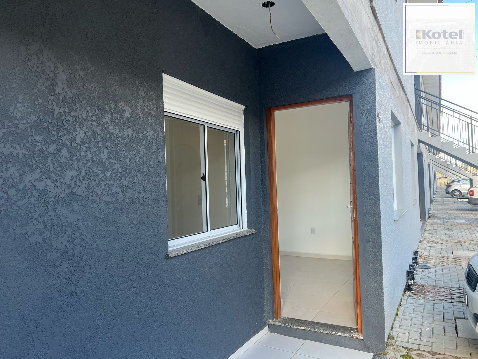 Casa com 2 dormitórios, banheiro social e pátio — foto 3