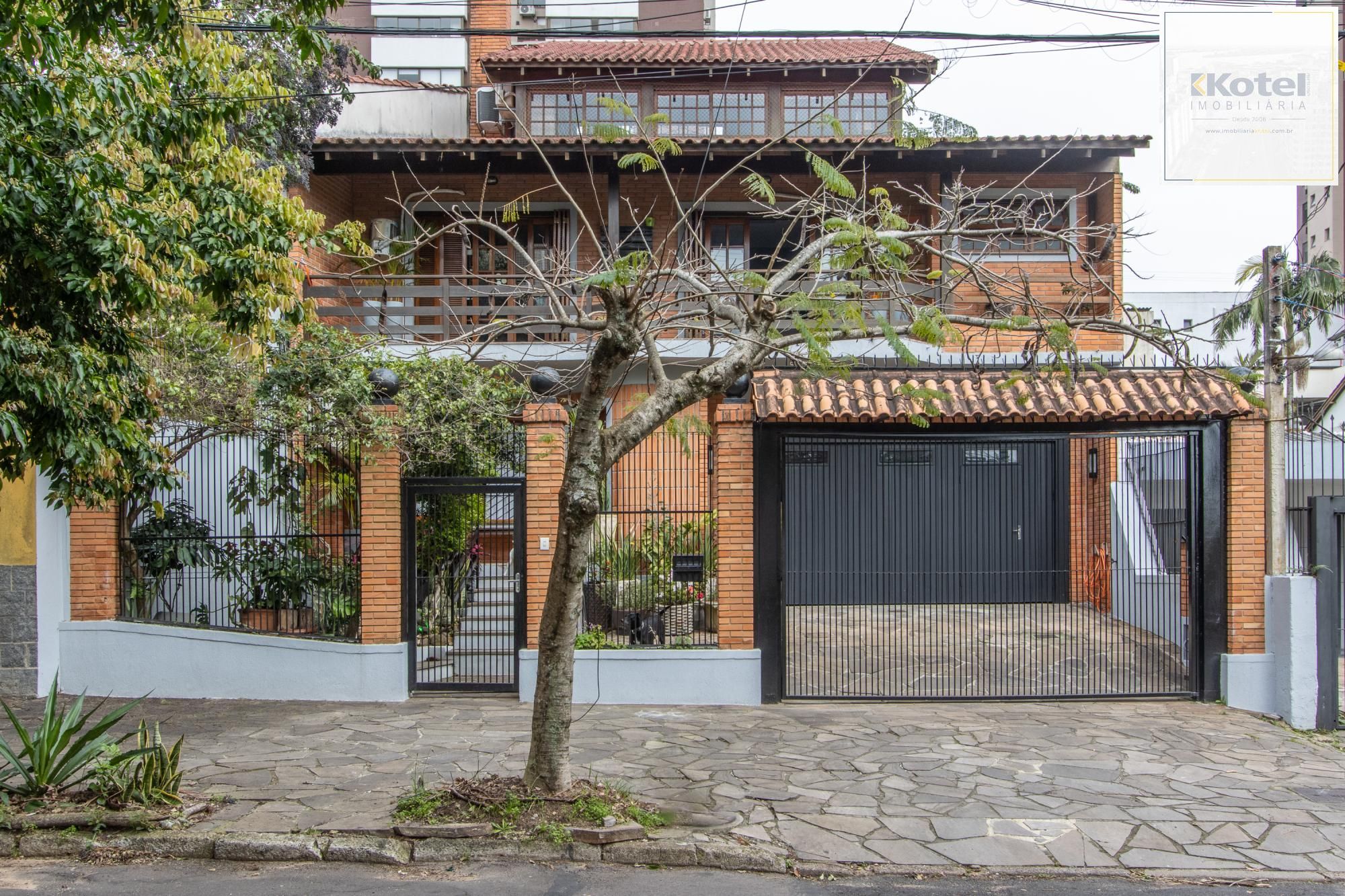 Casa 5 quartos à venda, 402m², Três Figueiras - Porto Alegre