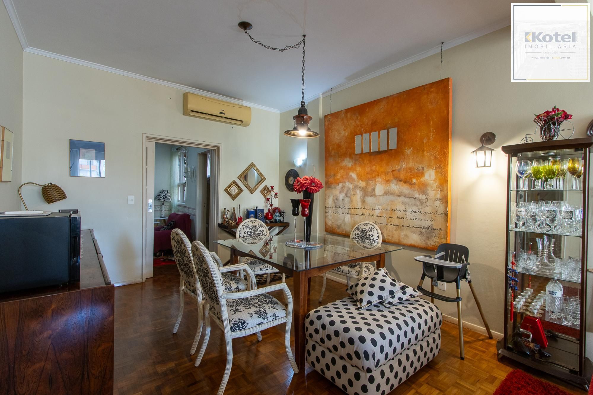 Apartamento 3 Dormitórios Ensolarado no Centro de Porto Alegre — foto 3
