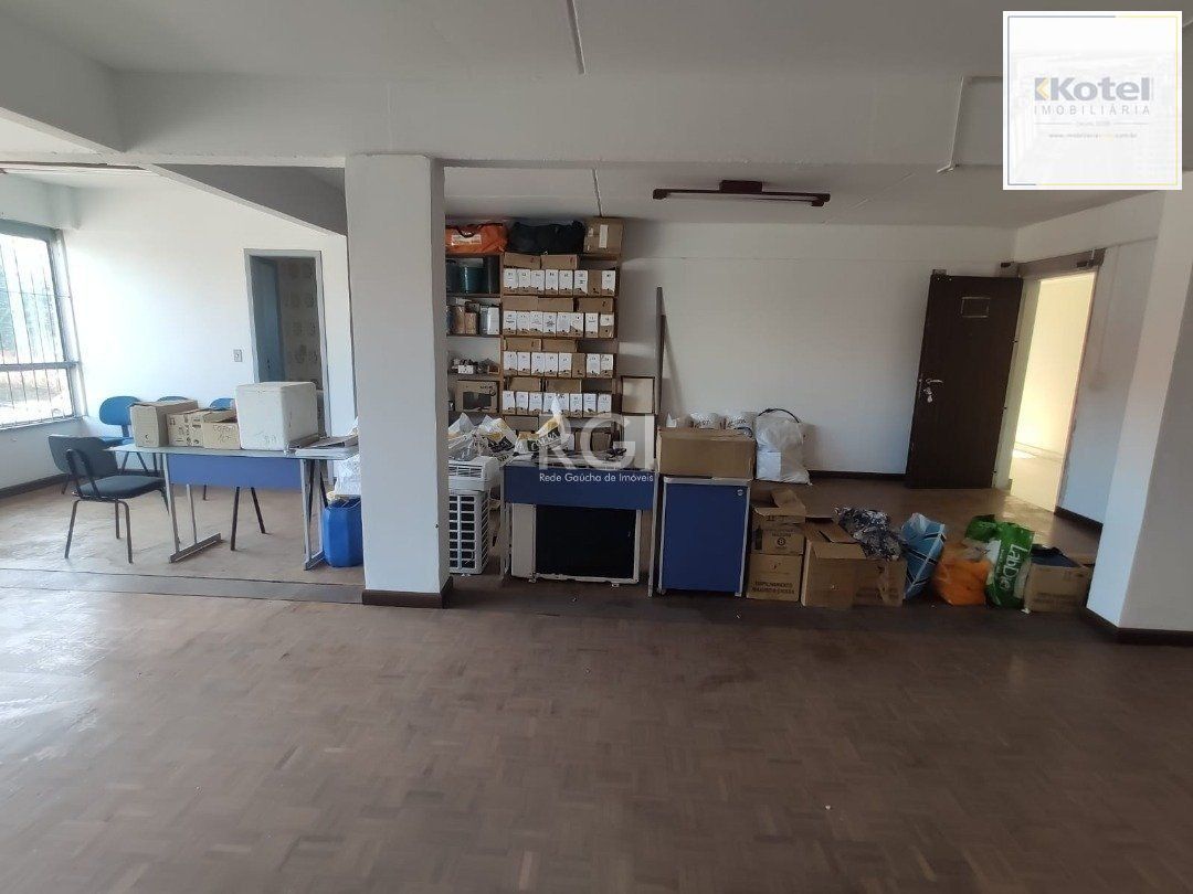 Conjunto/Sala para Venda - 30.35m², 0 dormitórios, Cohab C
