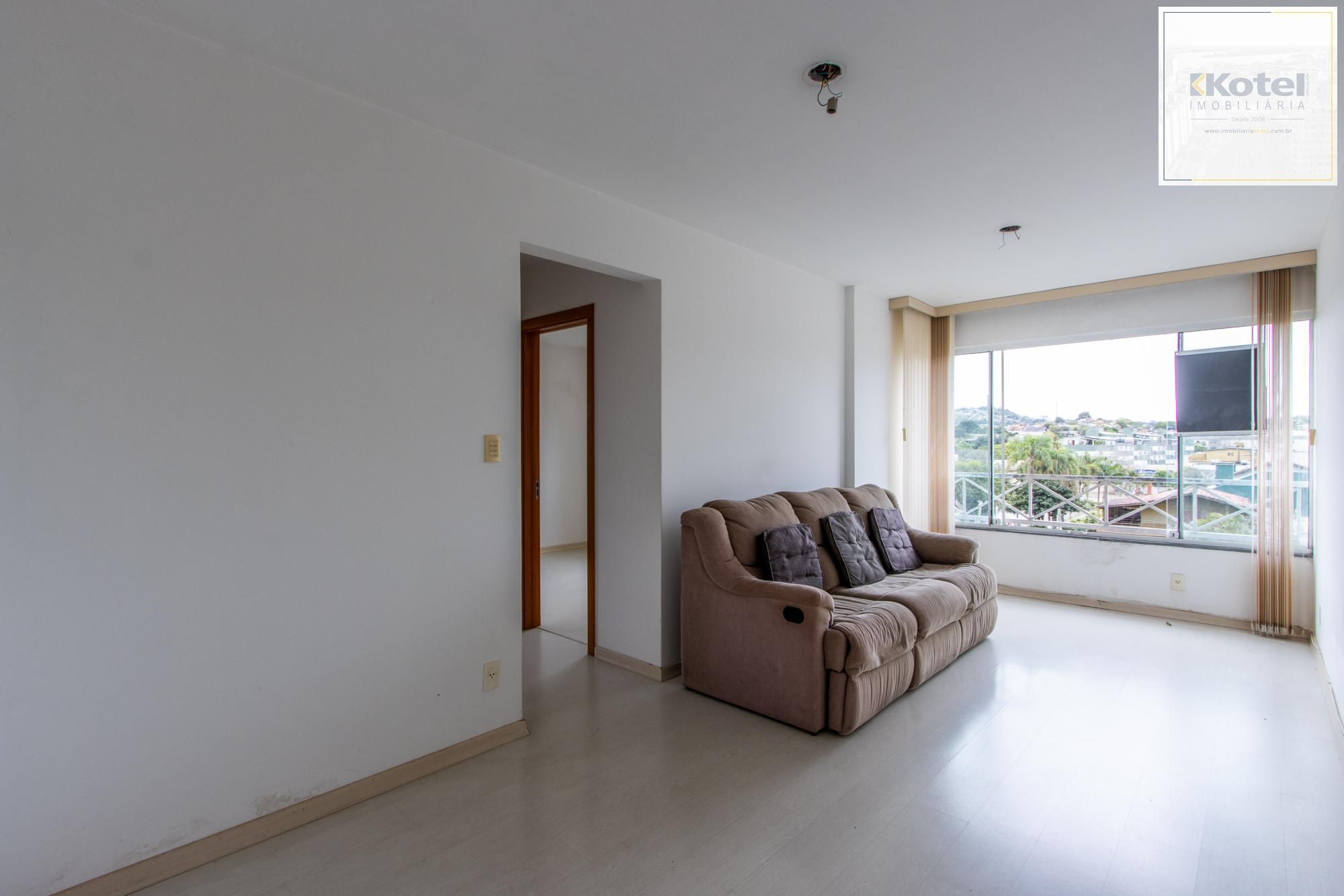 APARTAMENTO COM 2 DORMITORIOS, 1 VAGA COBERTA E ELEVADOR.