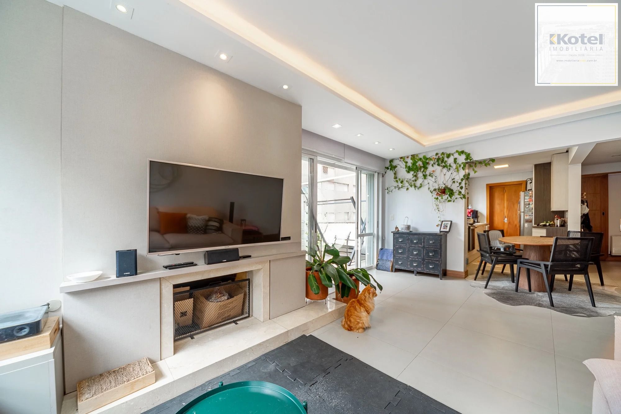 Apartamento Garden com 136m² e 3 dormitórios, 1 suíte, 2 vagas