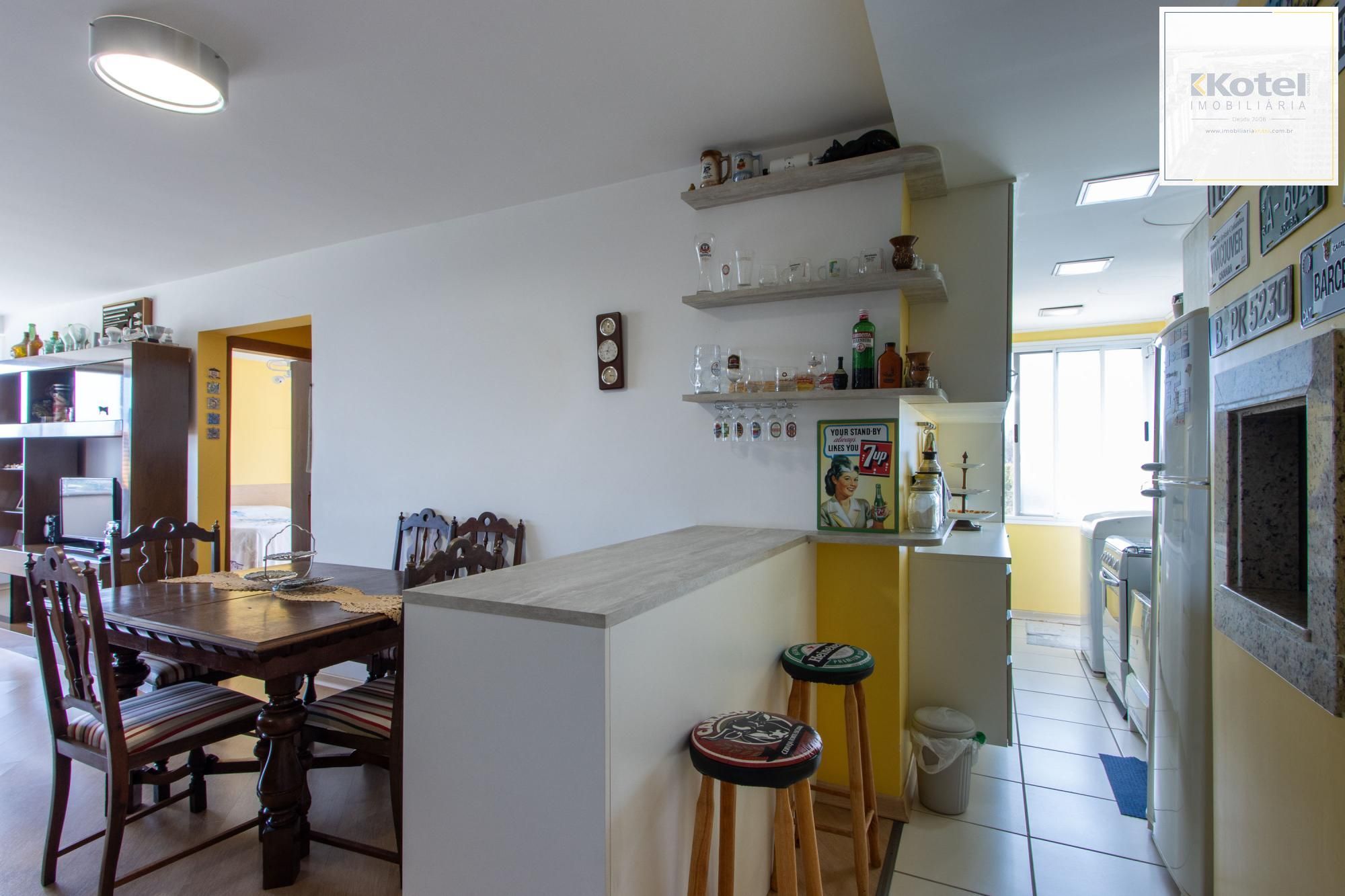 Apartamento de 2 dormitórios, na zona sul de Porto Alegre, semi-mobiliado, churrasqueira e box escriturado. — foto 3