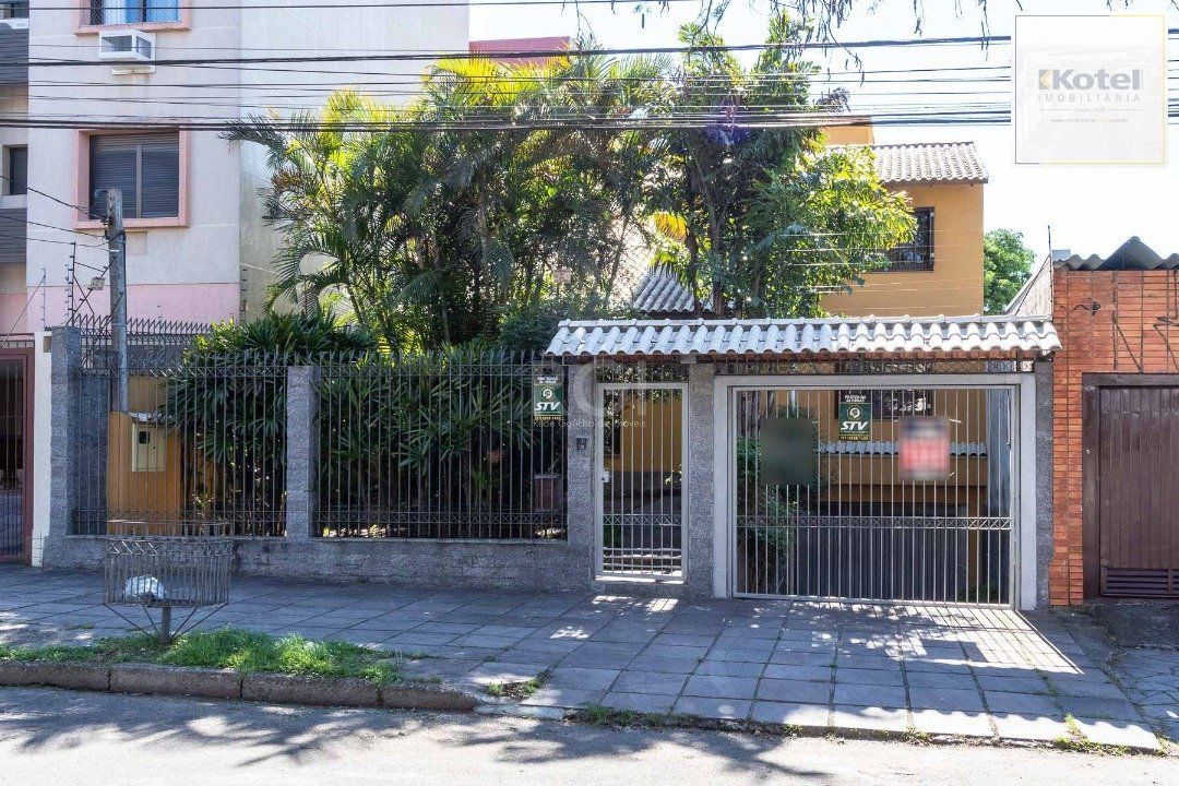 Casa para Venda - 308.25m², 3 dormitórios, sendo 1 suites, 5 vagas - Cristal — foto 4