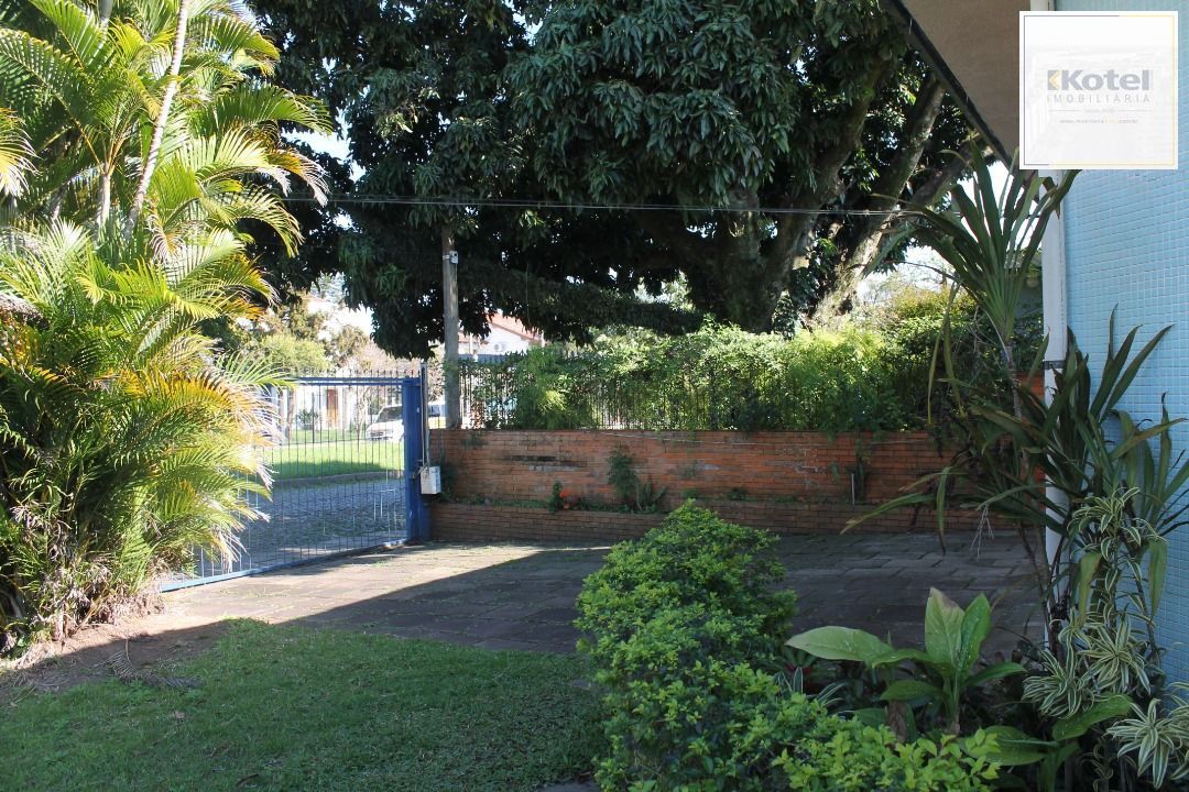 Casa para Venda - 221m², 3 dormitórios, sendo 1 suites, 4 vagas - Tristeza — foto 2