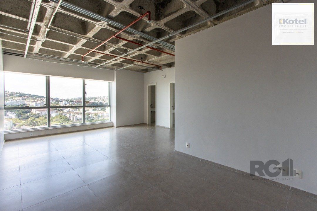 Sala no Cristal Tower, junto ao Barrashopping