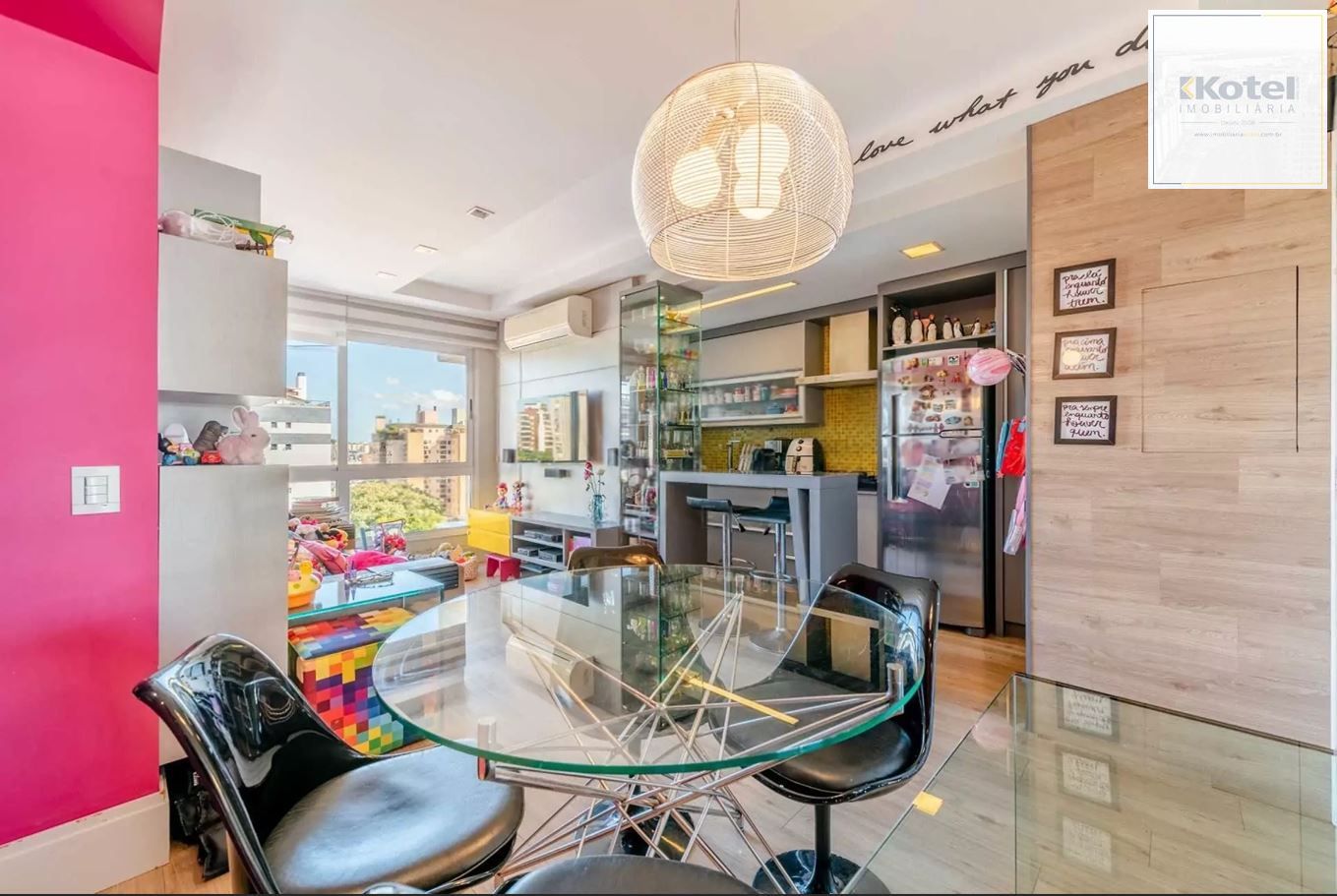 Apartamento semi mobiliado de 2 dormitórios no Petrópolis — foto 2