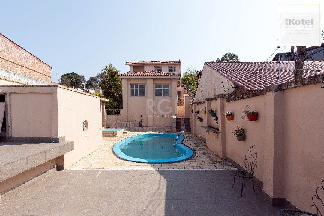 Casa para Venda - 320m², 5 dormitórios, sendo 2 suites, 3 vagas - Tristeza — foto 3