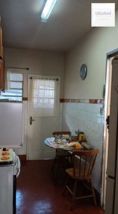 Apartamento 2 dormitórios desocupado à venda no bairro São João
