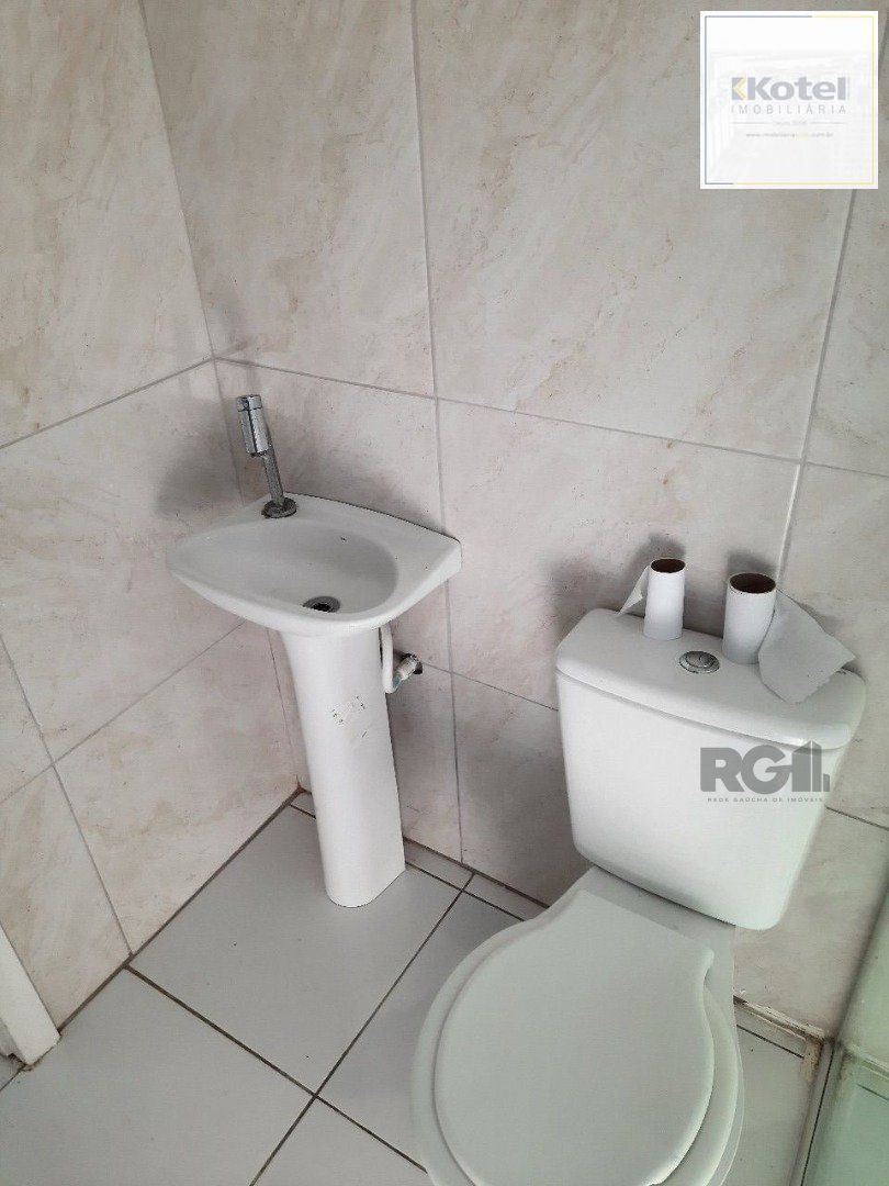 Oportunidade Imperdível: Prédio com 4 Apartamentos, Pátio e 2 Vagas de Garagem — foto 3