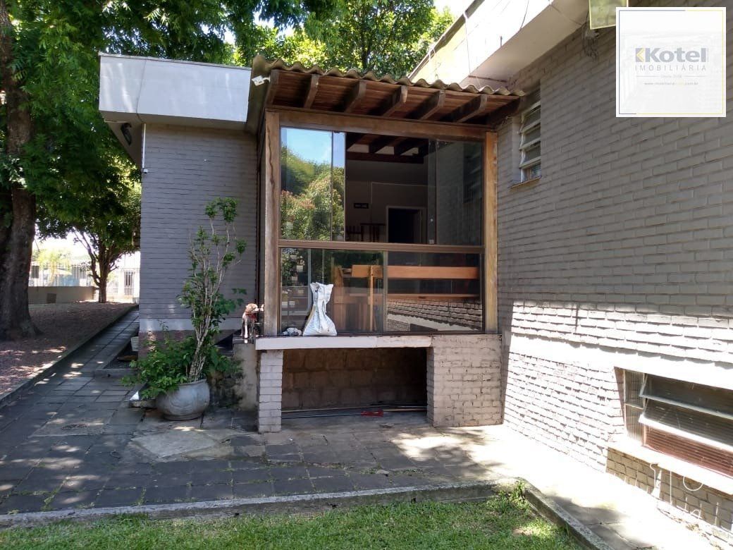 Casa para Venda - 300m², 5 dormitórios, sendo 1 suites, 1 vaga - Ipanema — foto 4