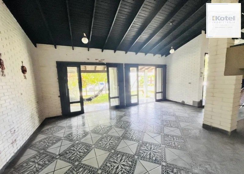 Sala de estar com varanda