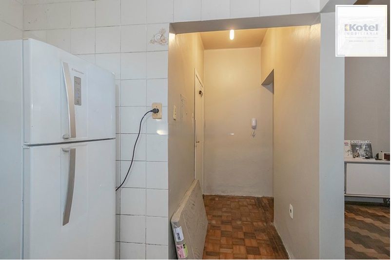 Apartamento de 2 dormitórios, 1 banheiro, no Bairro Rio Branco. — foto 5