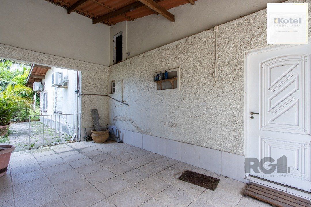 Casa para Venda - 239m², 5 dormitórios, sendo 1 suites, 2 vagas - Hipica — foto 4