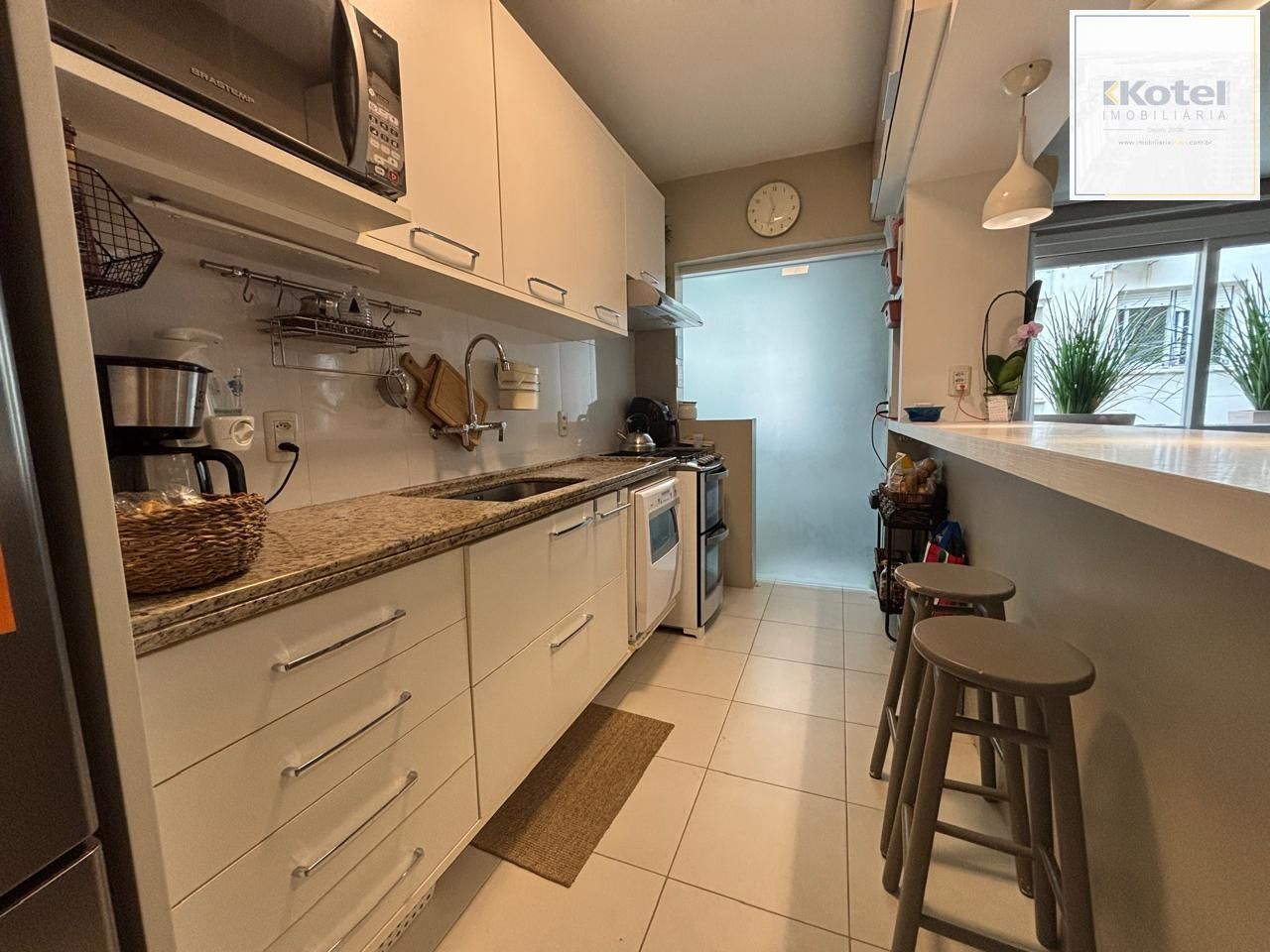 Apartamento 3 Dormitórios com Suíte no Moinhos de Vento