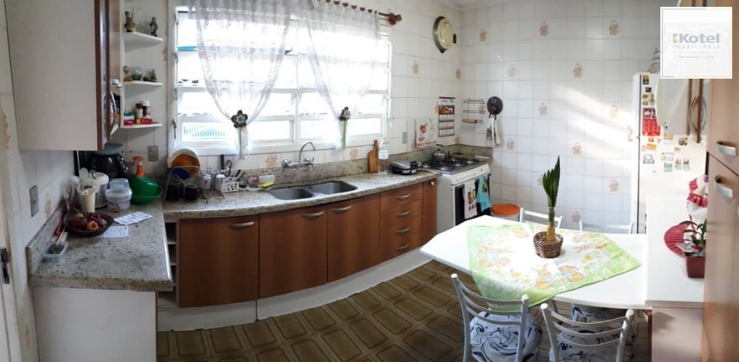 Casa para Venda - 150m², 4 dormitórios, Tristeza — foto 2
