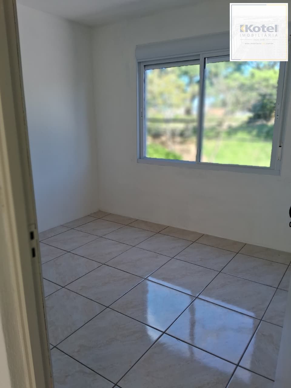 Apartamento para Venda - 75.78m², 2 dormitórios, 1 vaga - Tristeza — foto 3