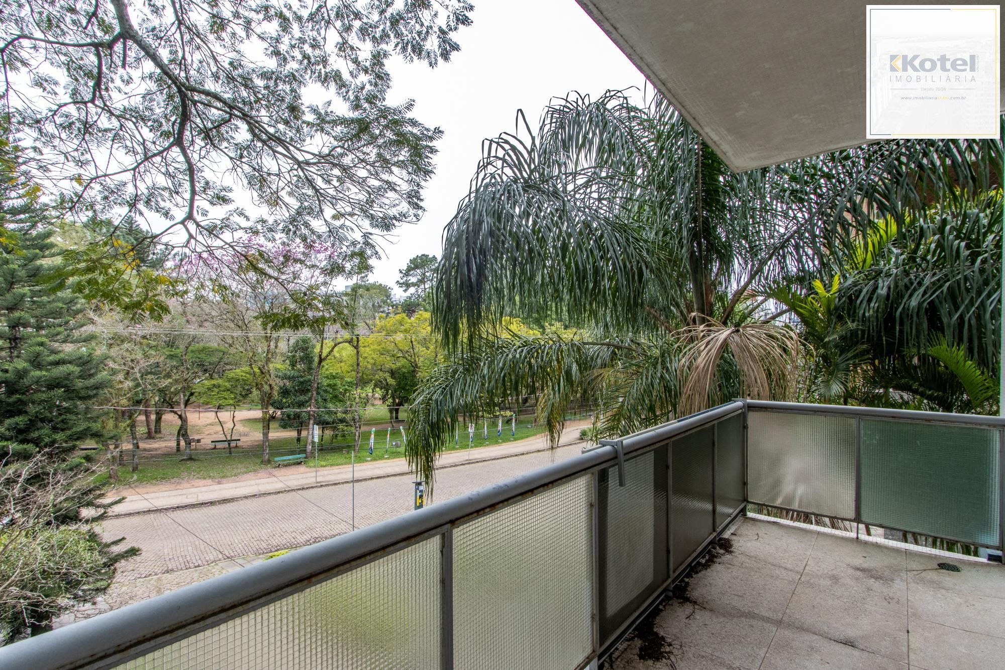 Apartamento, 3 quartos, à venda, 225 m², Moinhos de Vento - Porto Alegre — foto 3