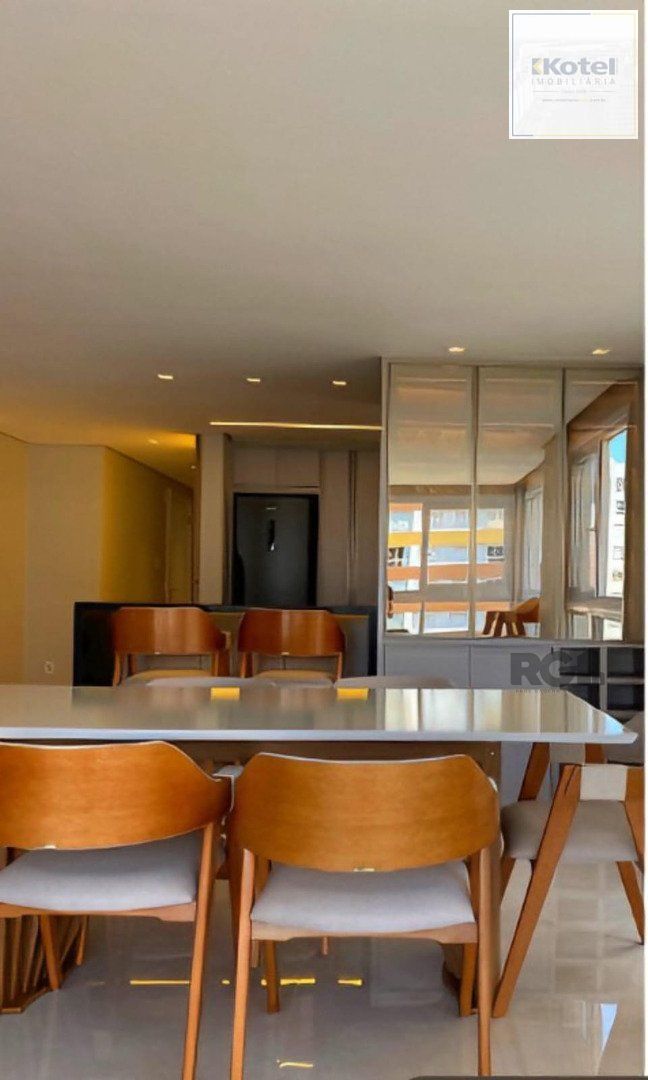Apartamento 3 dormitórios, bairro Navegantes.