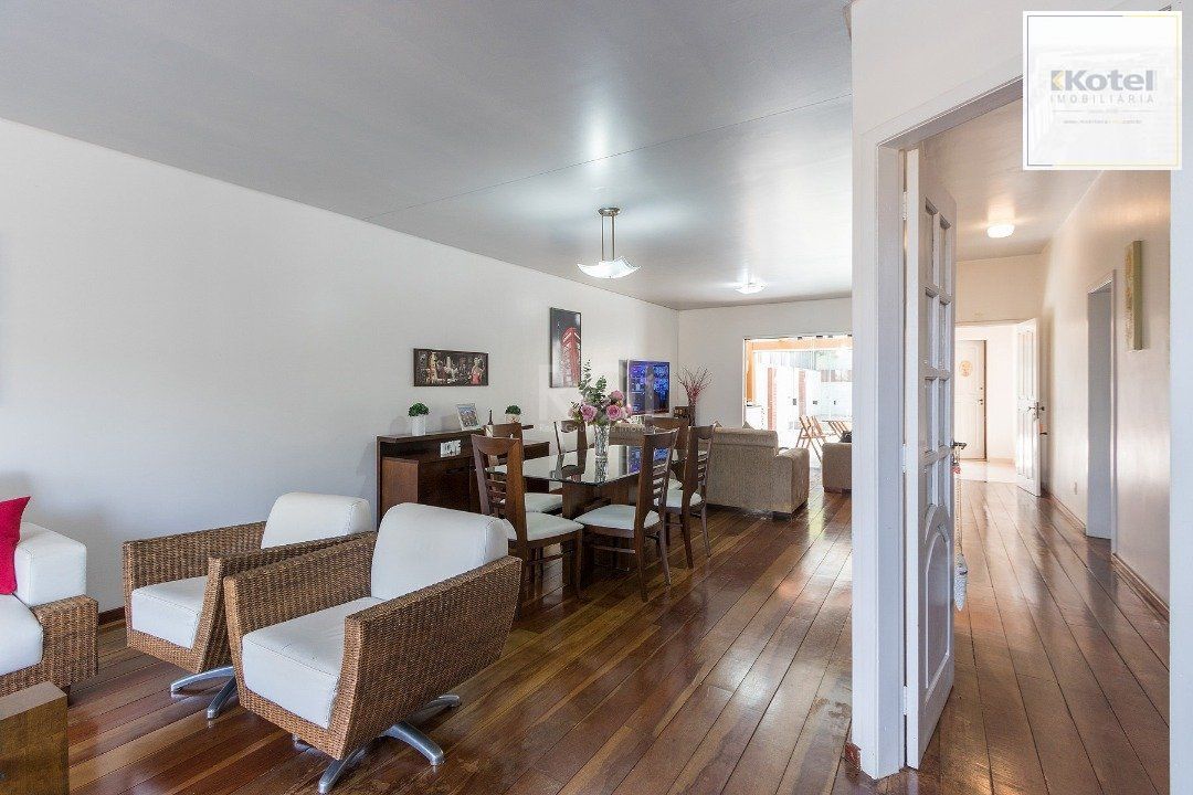 Casa Condominio para Venda - 297.63m², 4 dormitórios, sendo 1 suites, 2 vagas - Espirito Santo