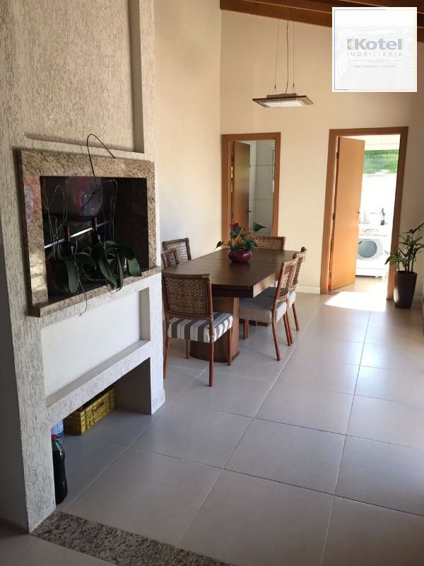 Casa para Venda - 160m², 3 dormitórios, sendo 1 suites, 3 vagas - Tristeza — foto 4