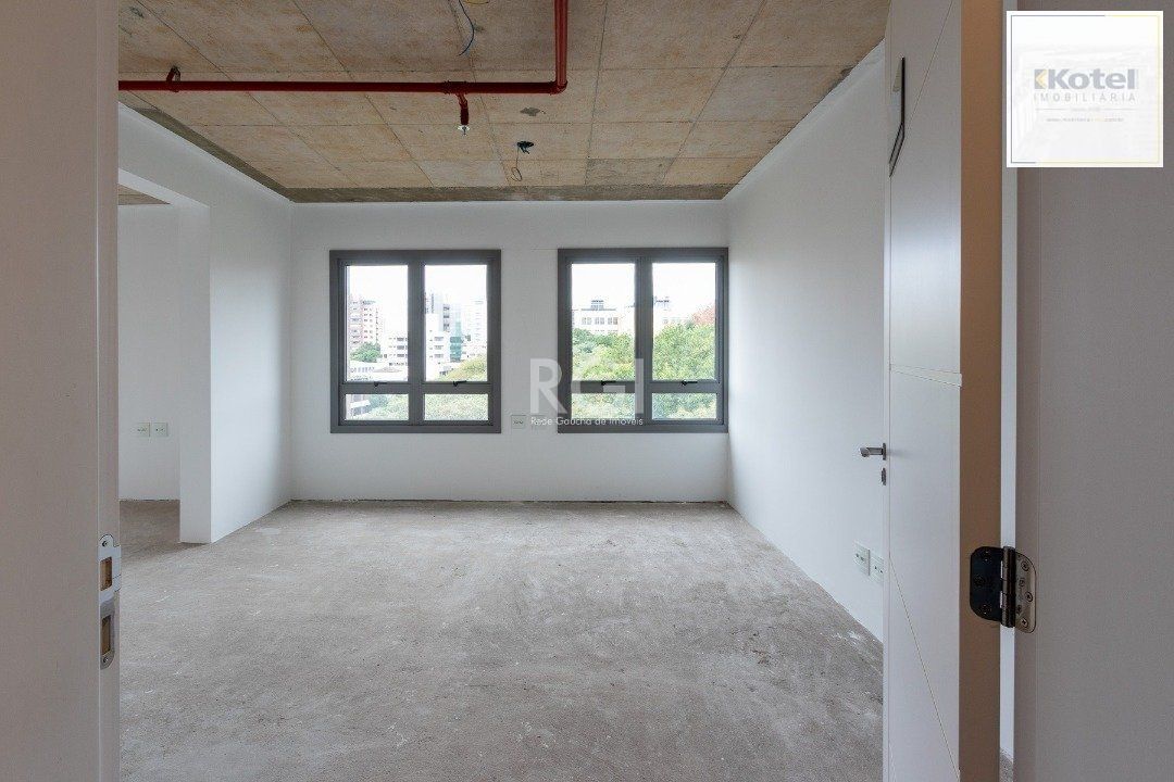 Conjunto/Sala para Venda - 104m², 0 dormitórios, São João