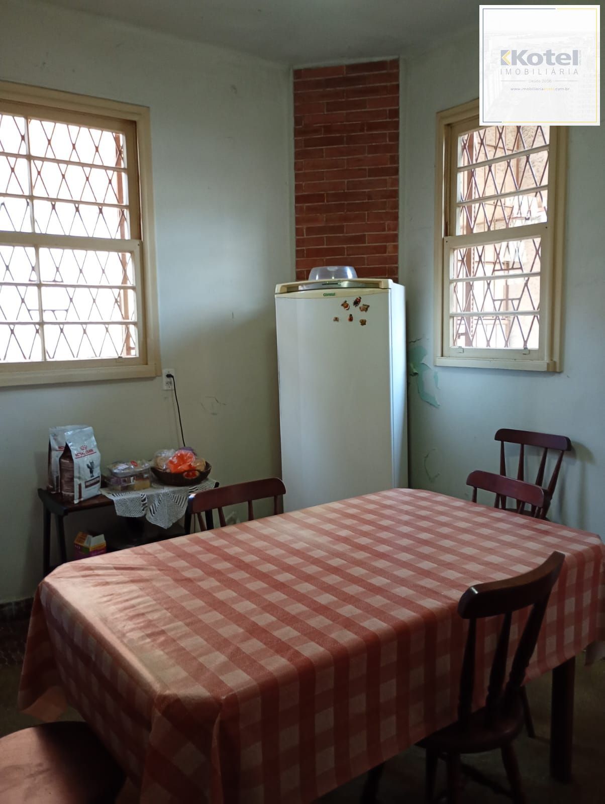 Casa 3 quartos à venda, 253m², Azenha - Porto Alegre