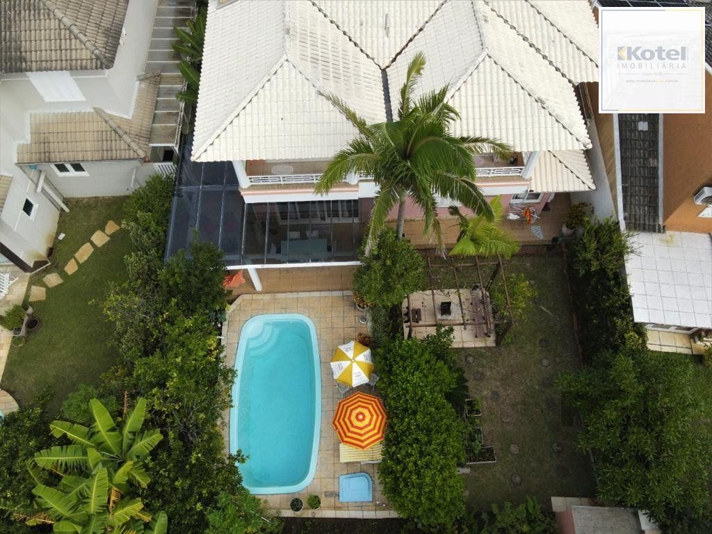 Magnífica casa  linda, 360m2  de  área  construída