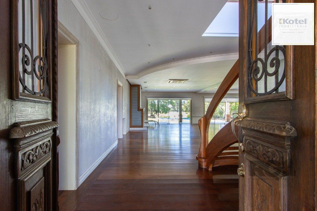 Casa no Terra Ville com fundo para o lago.  4 suítes. — foto 3