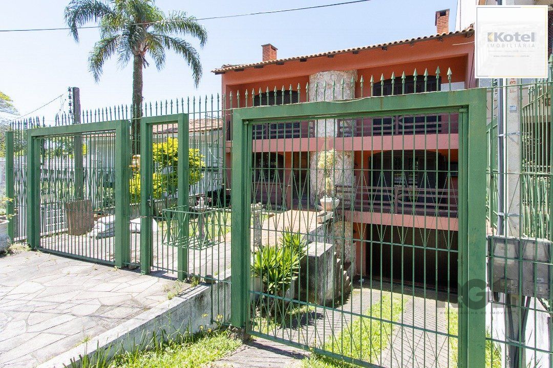 Casa para Venda - 572m², 5 dormitórios, sendo 1 suites, Cavalhada — foto 2
