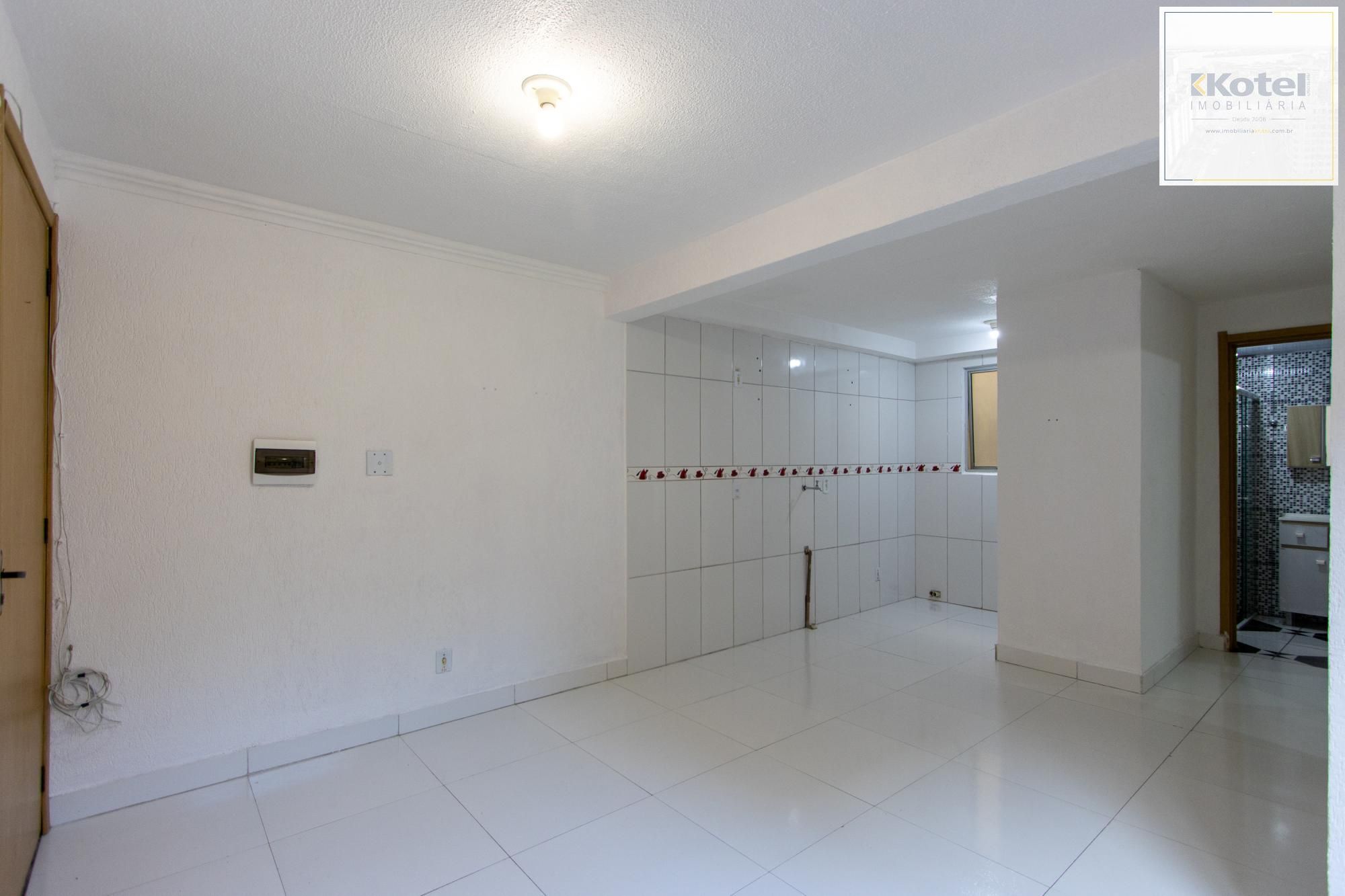 Apartamento reformado, 2 dormitórios, 1 vaga — foto 3